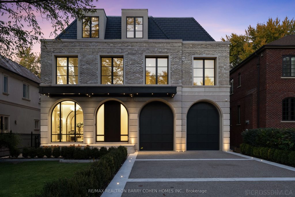 5-bedroom detached home for sale in Toronto — 117 Yonge Boulevard (Photo 1)