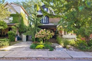 4-bedroom semi-detached home for sale in Toronto — 119 Woodfield Road