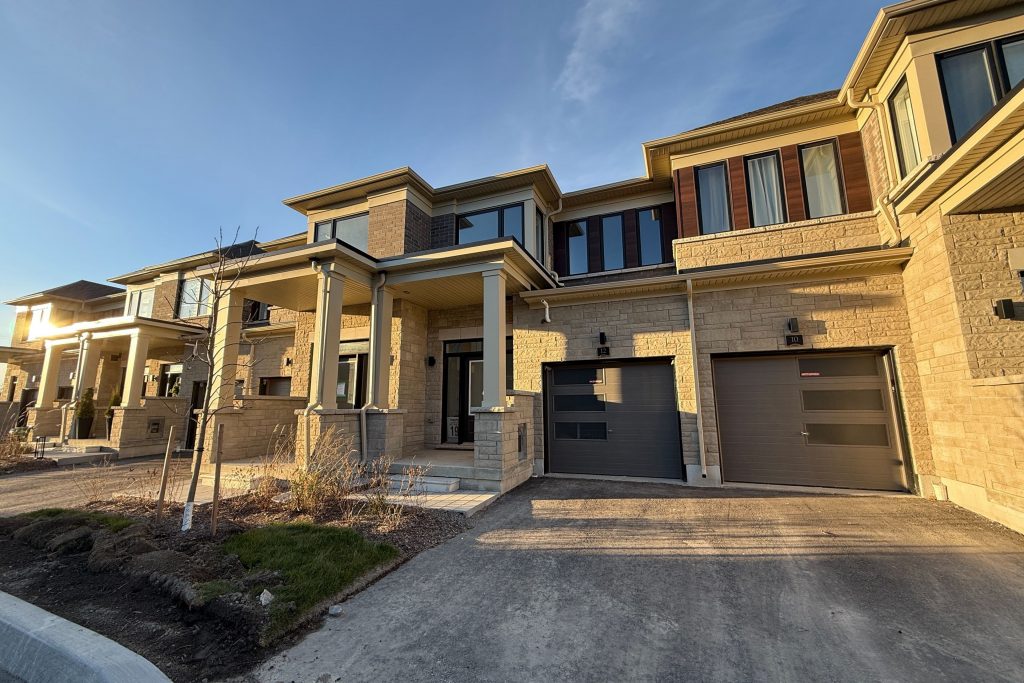 3-bedroom att/row/townhouse for rent in Kawartha Lakes — 12 Hickey Lane (Photo 1)