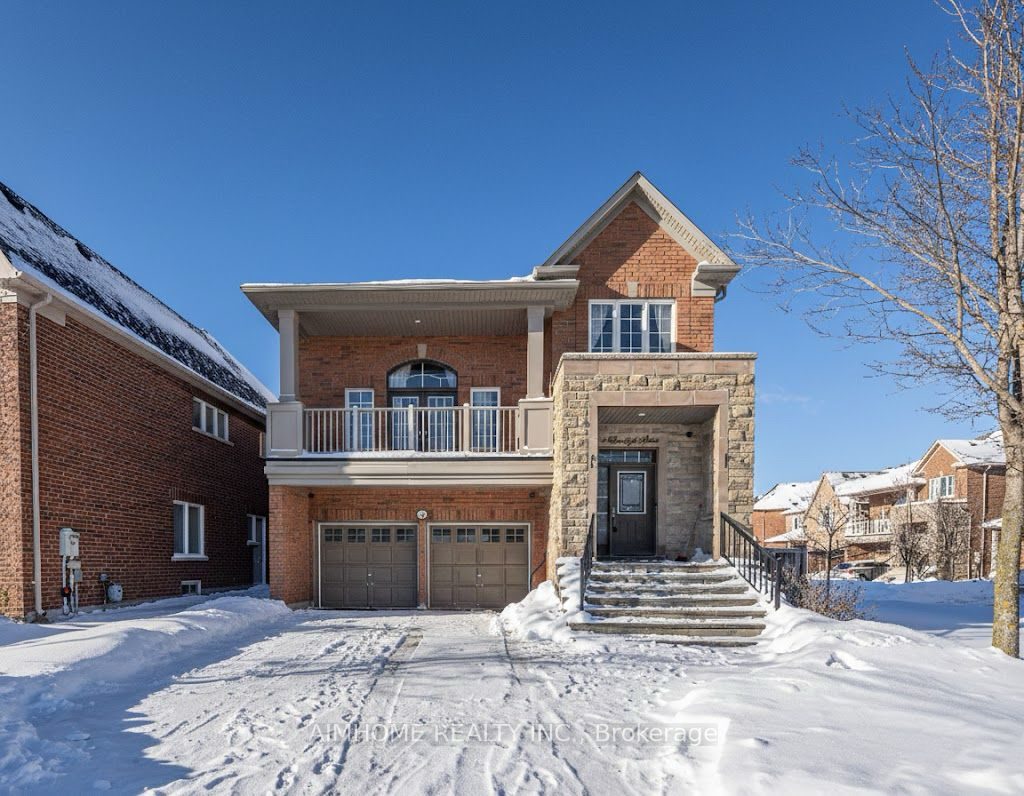 4-bedroom detached home for rent in Richmond Hill — 12 Limelight Street (Photo 1)