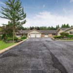 4-bedroom duplex home for sale in Whitchurch-stouffville — 120 Lake Woods Drive (Photo 1)