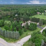 4-bedroom duplex home for sale in Whitchurch-stouffville — 120 Lake Woods Drive (Photo 2)