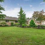 4-bedroom duplex home for sale in Whitchurch-stouffville — 120 Lake Woods Drive (Photo 5)