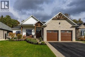 4-bedroom home for sale in Port Dover — 120 Newport Lane