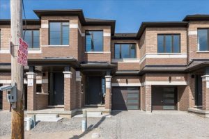 3-bedroom att/row/townhouse for rent in Barrie — 120 Turnberry Lane