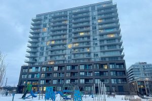 1-bedroom condo apartment for sale in Newmarket — 1201 - 185 Deerfield Road