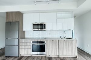 1-bedroom condo apartment for rent in Vaughan — 1202 - 120 Eagle Rock Way
