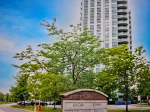 2-bedroom condo apartment for rent in Mississauga — 1205 - 4900 Glen Erin Drive