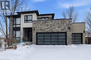 5-bedroom home for sale in New Dundee — 1207 Queen Street North