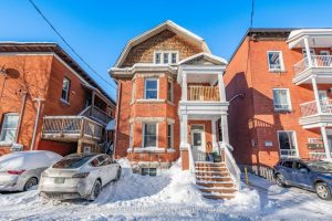 8-bedroom triplex home for sale in Ottawa — 121 Osgoode Street