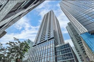 1-bedroom condo apartment for rent in Toronto — 1215 - 88 Blue Jays Way