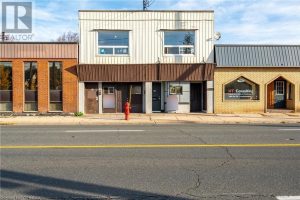 6-bedroom home for sale in Hamilton — 1221 Main Street East