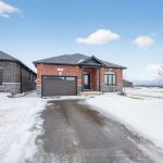 2-bedroom detached home for sale in Springwater — 123 Ritchie Crescent (Photo 2)