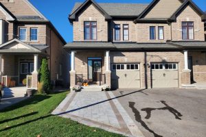 3-bedroom semi-detached home for sale in East Gwillimbury — 124 Countryman Road