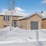 3-bedroom detached home for sale in Kawartha Lakes — 124 Mary Street W (Photo 1)