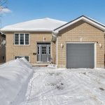 3-bedroom detached home for sale in Kawartha Lakes — 124 Mary Street W (Photo 3)