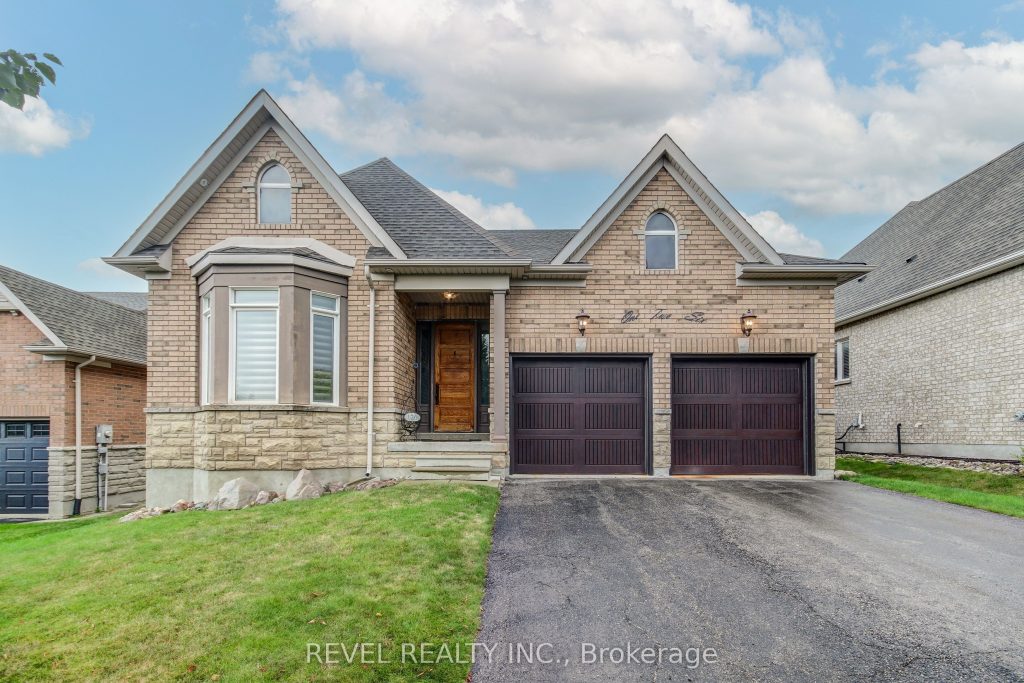 2-bedroom detached condo home for sale in Puslinch — 126 Aberfoyle Mill Crescent (Photo 1)