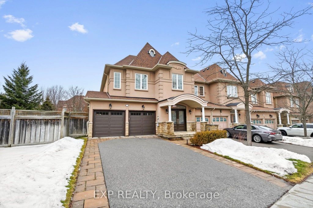 3-bedroom detached home for sale in Richmond Hill — 13 - 450 Worthington Avenue (Photo 1)