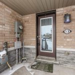 3-bedroom att/row/townhouse for sale in Hamilton — 13 Hedges Crescent (Photo 3)