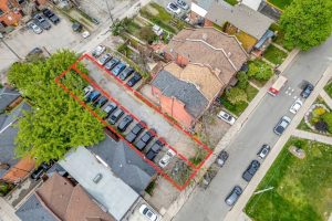 Studio land home for sale in Hamilton — 131 Market Street