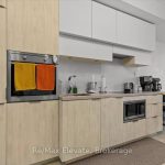 1-bedroom condo apartment for rent in Toronto — 1310 - 8 Eglinton Avenue E (Photo 4)