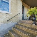 2-bedroom detached home for sale in Cambridge — 132 Queen Street W (Photo 4)