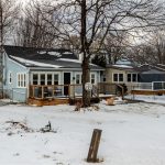 3-bedroom home for sale in Selkirk — 1323 Lakeshore Road (Photo 2)