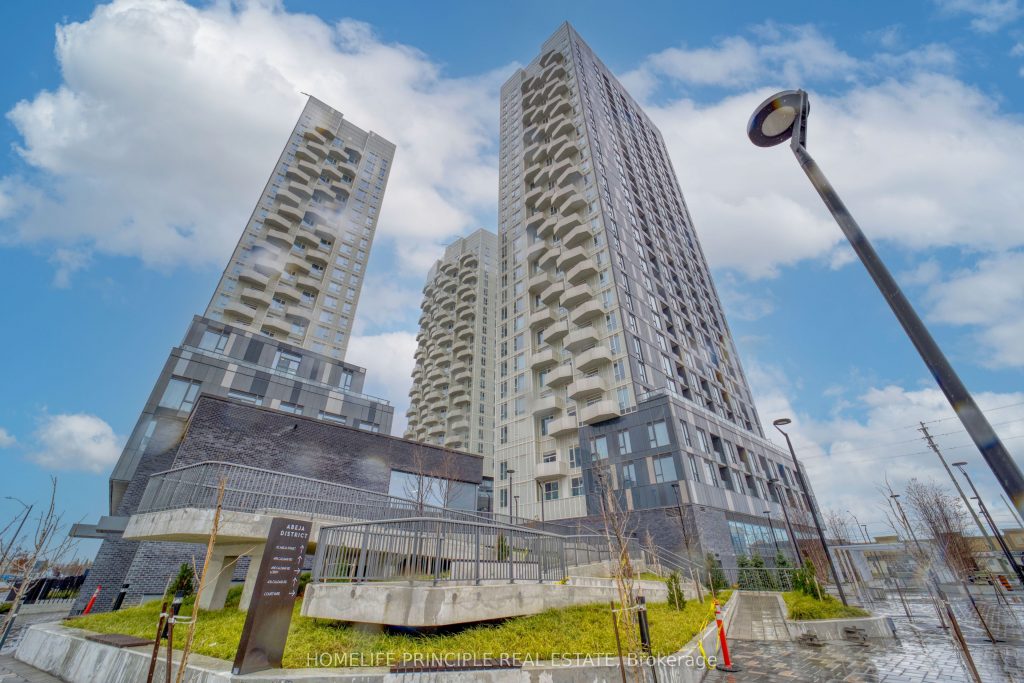 1-bedroom co-op apartment for sale in Vaughan — 1327 - 498 Caldari Road (Photo 1)