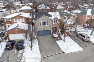 4-bedroom detached home for sale in Mississauga — 1329 Sweetbirch Crescent