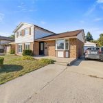 3-bedroom home for sale in Sarnia — 1345 Wiltshire Drive (Photo 2)