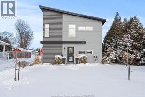 2-bedroom home for sale in Amherstburg — 136 Lowes Sideroad