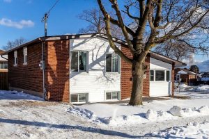 3-bedroom detached home for sale in Oshawa — 1377 Cedar Street