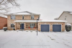 4-bedroom detached home for sale in London East — 14 Cobblestone Road
