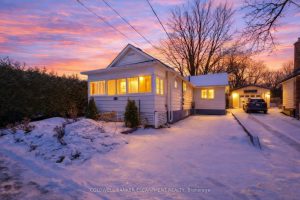 2-bedroom detached home for sale in Guelph — 14 Laurine Avenue