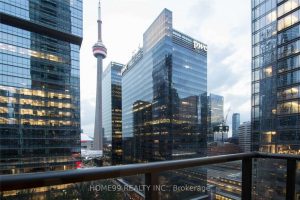 1-bedroom condo apartment for rent in Toronto — 1404 - 65 Bremner Boulevard