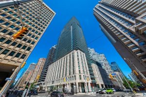 2-bedroom condo apartment for rent in Toronto — 1407 - 955 Bay Street