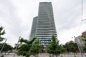 1-bedroom condo apartment for sale in Toronto — 1408 - 390 Cherry Street