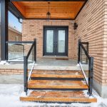 4-bedroom detached home for sale in Barrie — 144 Sovereign's Gate (Photo 2)