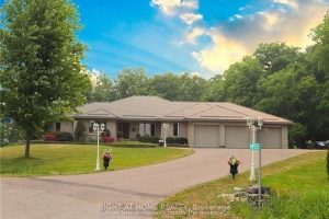 2-bedroom detached home for sale in Kingston — 1453 Millennium Court