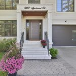4-bedroom detached home for sale in Mississauga — 1456 Applewood Road (Photo 2)