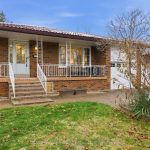 3-bedroom detached home for sale in Oshawa — 1485 Oneida Court (Photo 2)