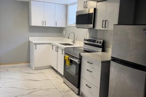 4-bedroom detached home for sale in Toronto — 15 Lantos Court W