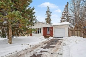 4-bedroom detached home for sale in Ottawa — 15 Wedgewood Crescent
