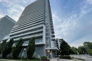 1-bedroom condo apartment for rent in Toronto — 1504 - 30 Herons Hill Way N