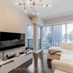 1-bedroom condo apartment for rent in Toronto — 1504 - 8 The Esplanade N/a (Photo 4)