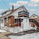 4-bedroom detached home for sale in Kitchener — 151 Courtland Avenue E (Photo 3)