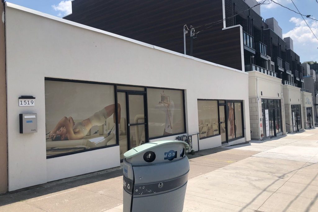 Studio commercial retail home for rent in Toronto — 1519 O Connor Drive (Photo 1)