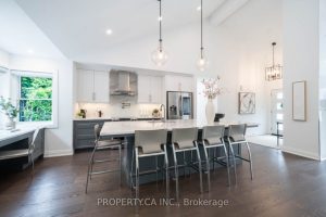 3-bedroom detached home for sale in Mississauga — 1533 Rometown Drive