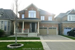 4-bedroom detached home for rent in Richmond Hill — 154 Rothbury Road