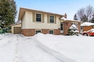 3-bedroom detached home for sale in London North — 1543 Aldersbrook Road
